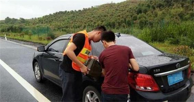 灵台道路救援解答汽车保养的必要性